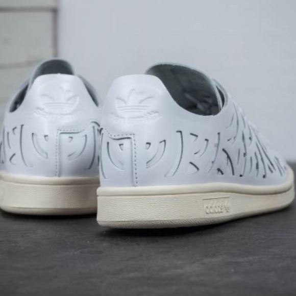 Adidas Stan Smith women’s white leather cut-out sneakers Size 7 - Picture 2 of 9